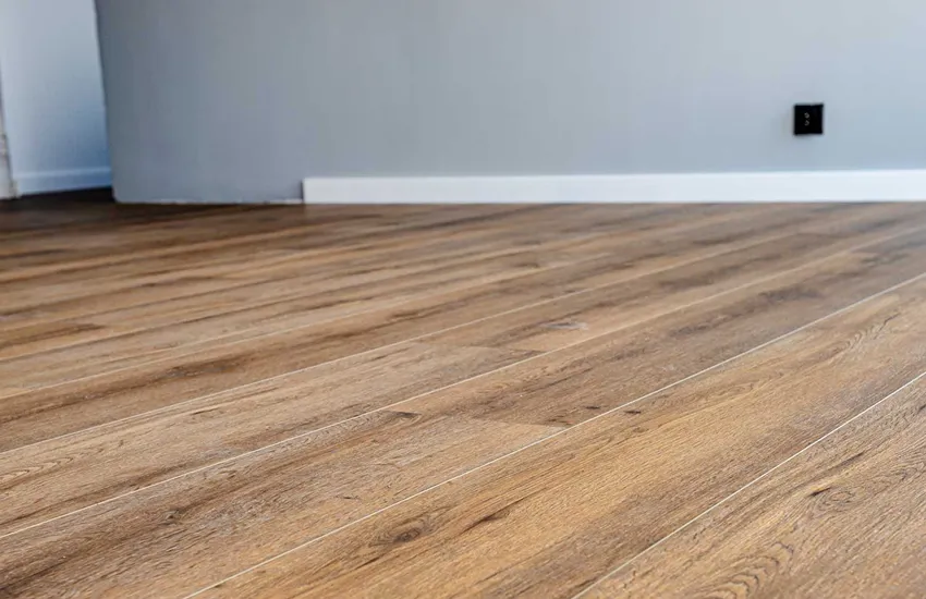 luxury vinyl flooring in dubai