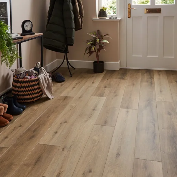engineered wood flooring dubai